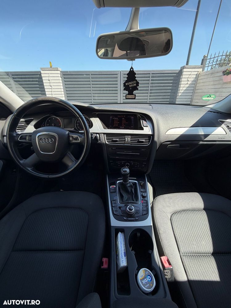 Audi A4 Limuzina 2.0 TDI B8 - 8