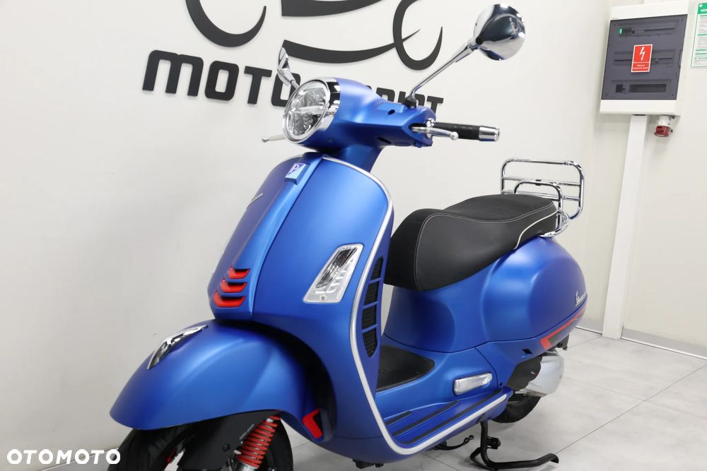 Vespa GTS - 13