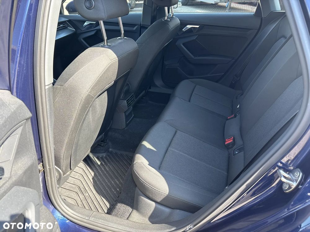 Audi A3 Sportback 30 TDI S tronic - 12