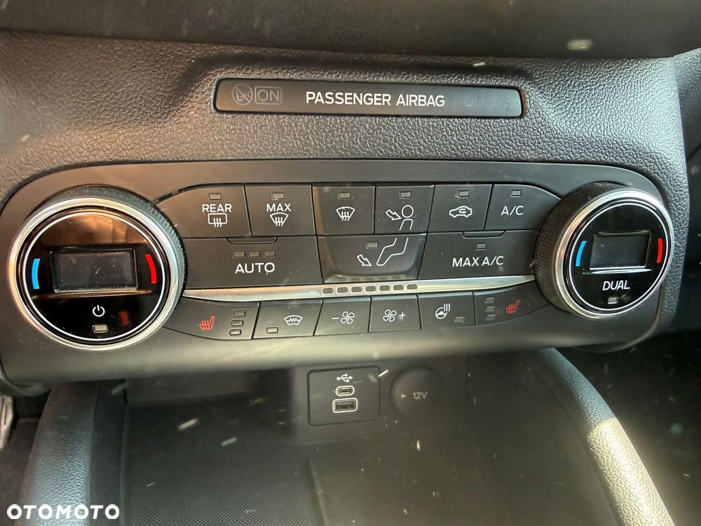 Ford Kuga 2.5 FHEV FWD Titanium X - 21