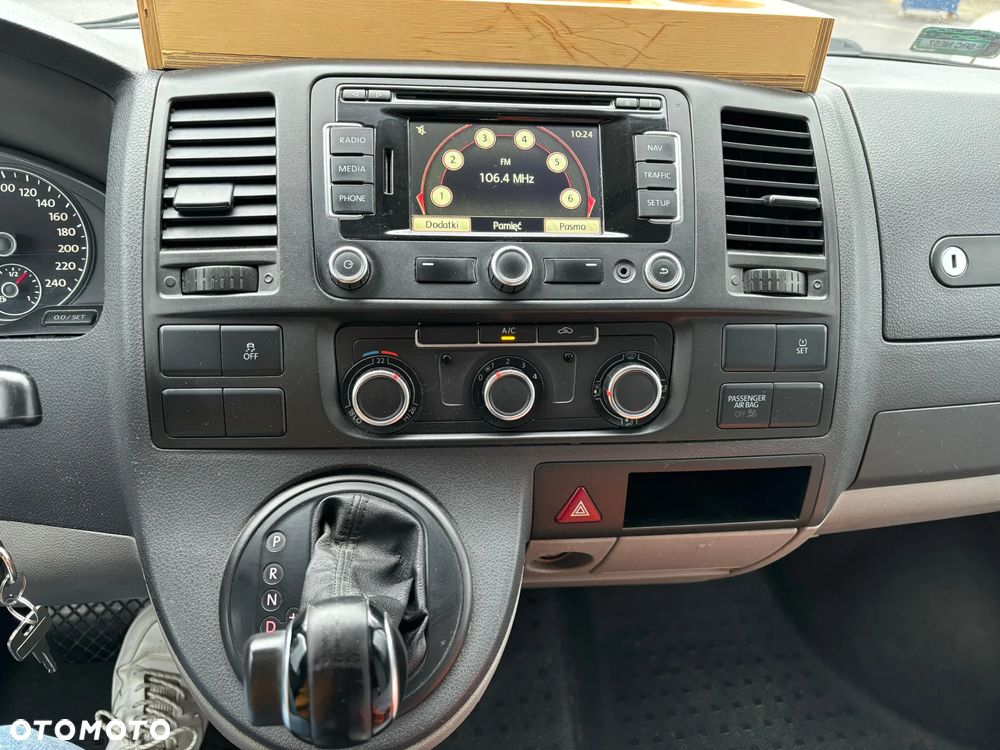 Volkswagen Transporter Caravelle DSG Edition - 9