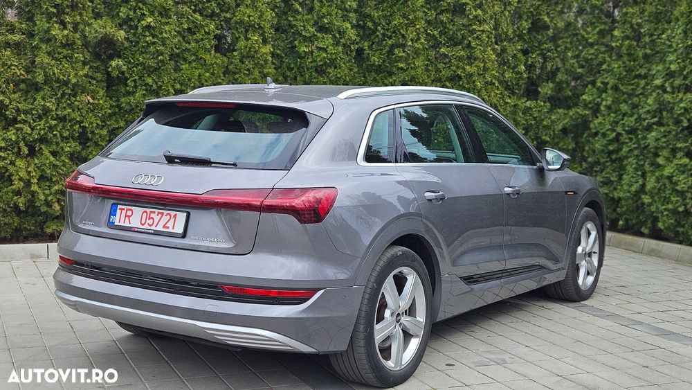 Audi e-tron 55 quattro - 13