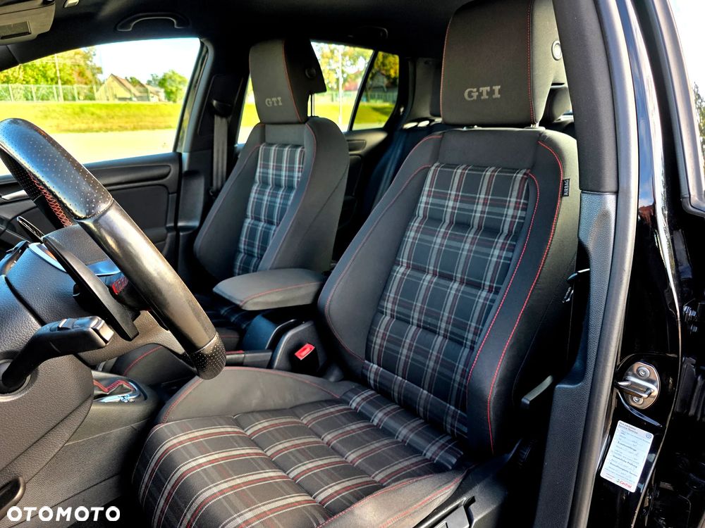 Volkswagen Golf VI 2.0 TSI GTI DSG - 6