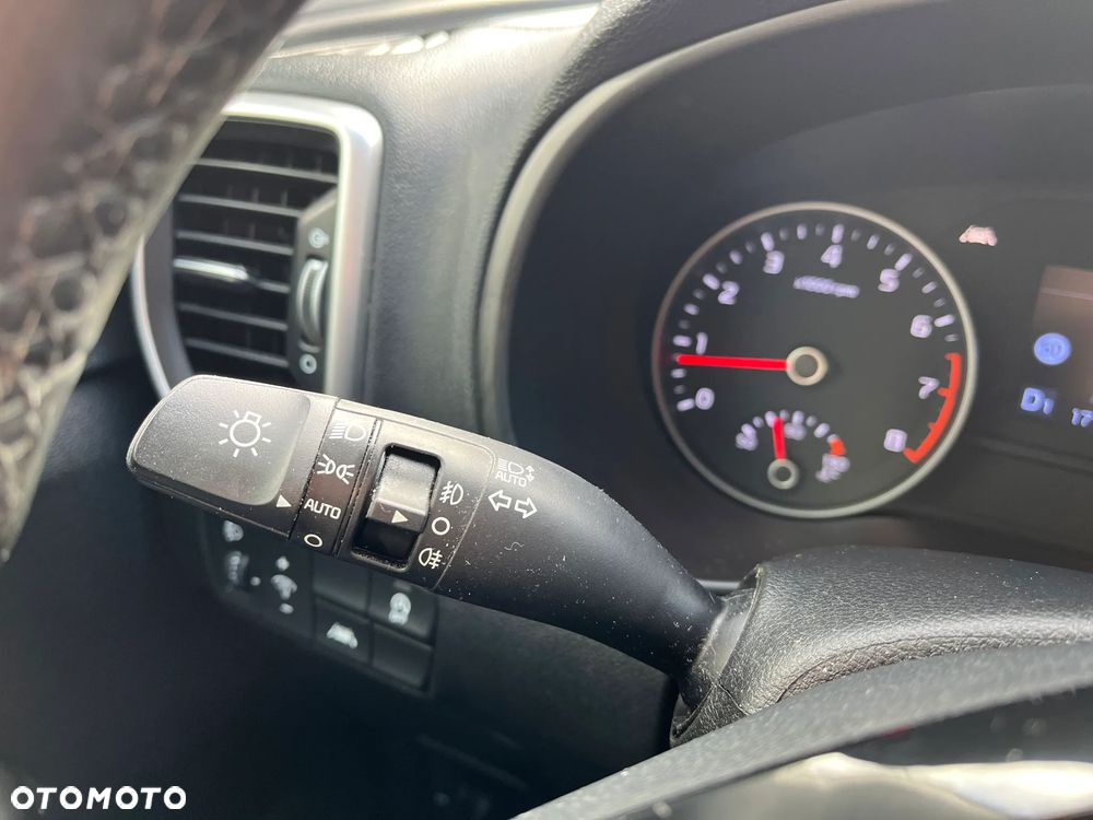 Kia Sportage 1.6 T-GDI L 2WD DCT - 23