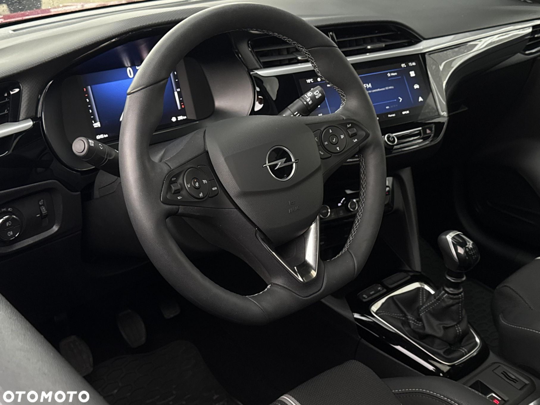 Opel Corsa 1.2 GS S&S - 9