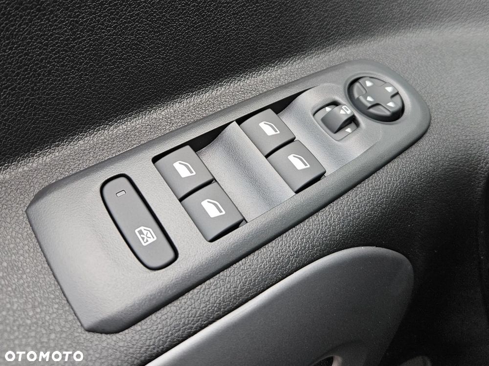 Fiat Qubo - 24