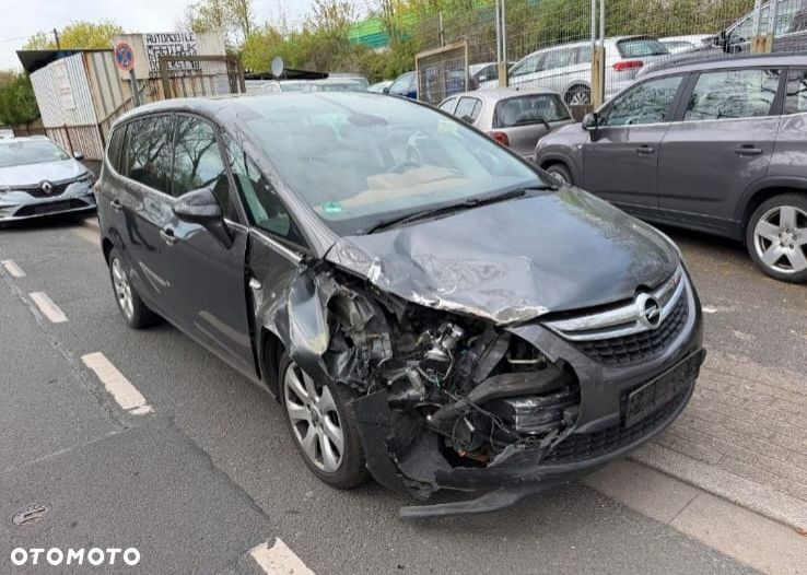 Opel Zafira - 6