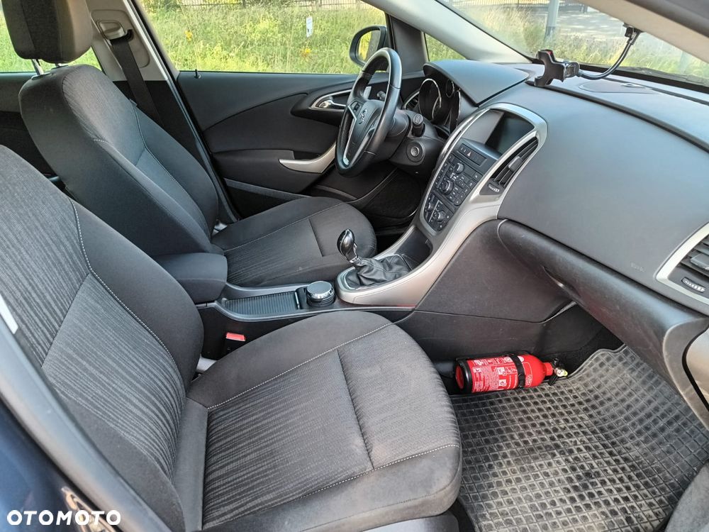 Opel Astra 1.6 Enjoy - 9