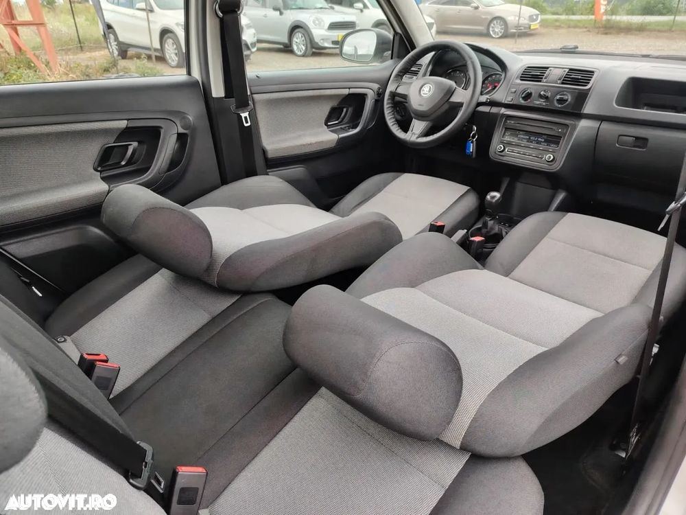 Skoda Fabia 1.2 HTP Ambiente - 16