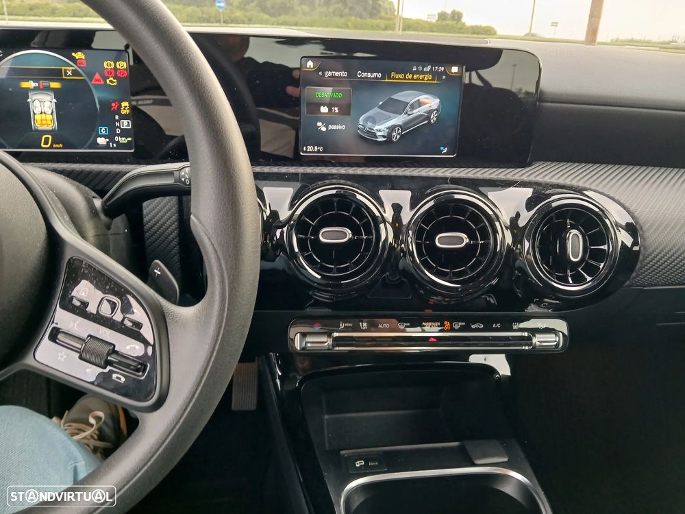 Mercedes-Benz CLA 250 - 18