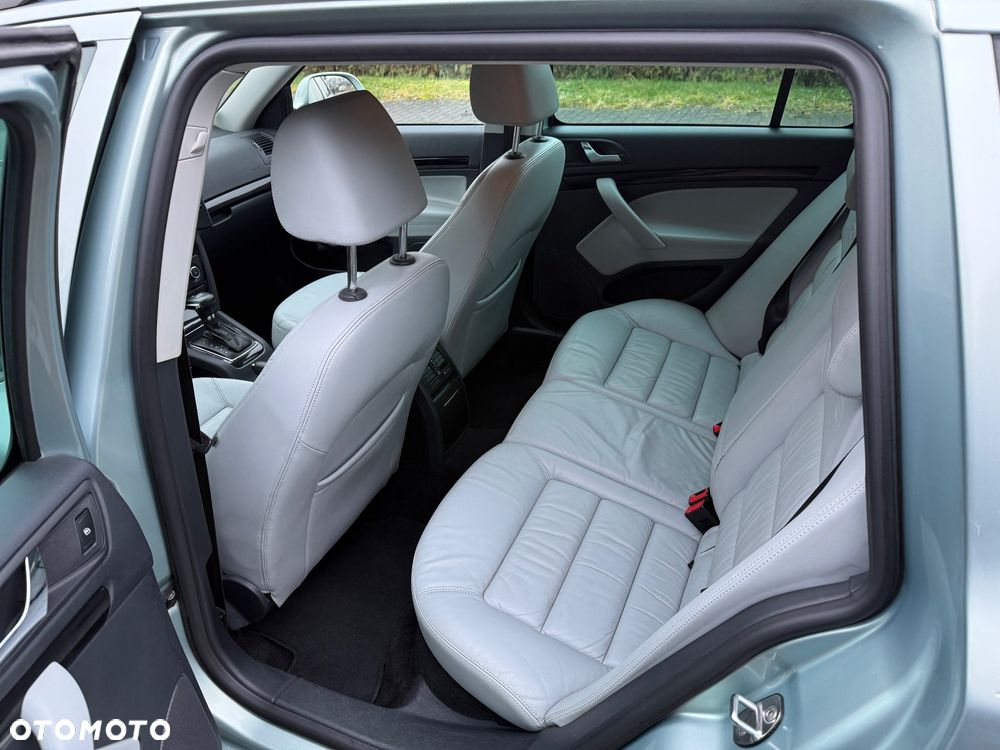 Skoda Octavia 2.0 TDI DPF L&K DSG - 21