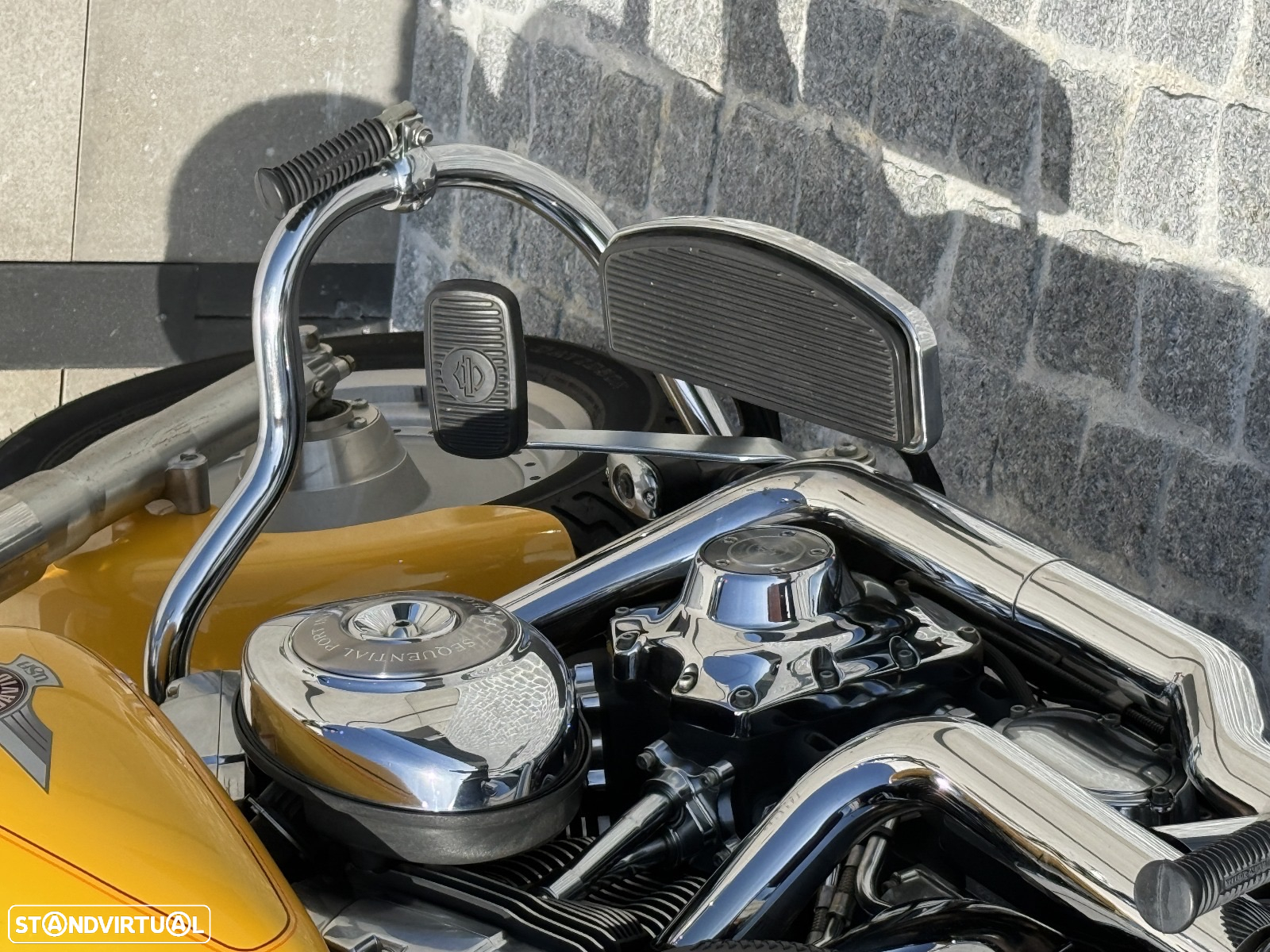 Harley-Davidson Fat Boy Fatboy FLSTF 1450 Edição Yellow Pearl - 16