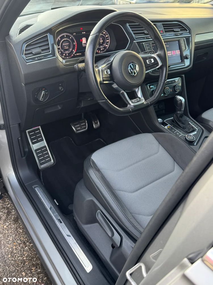 Volkswagen Tiguan 2.0 TDI SCR 4MOTION DSG Highline - 22