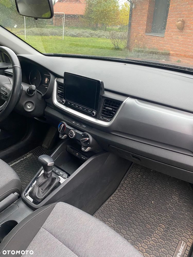 Kia Stonic 1.0 T-GDI M DCT - 8