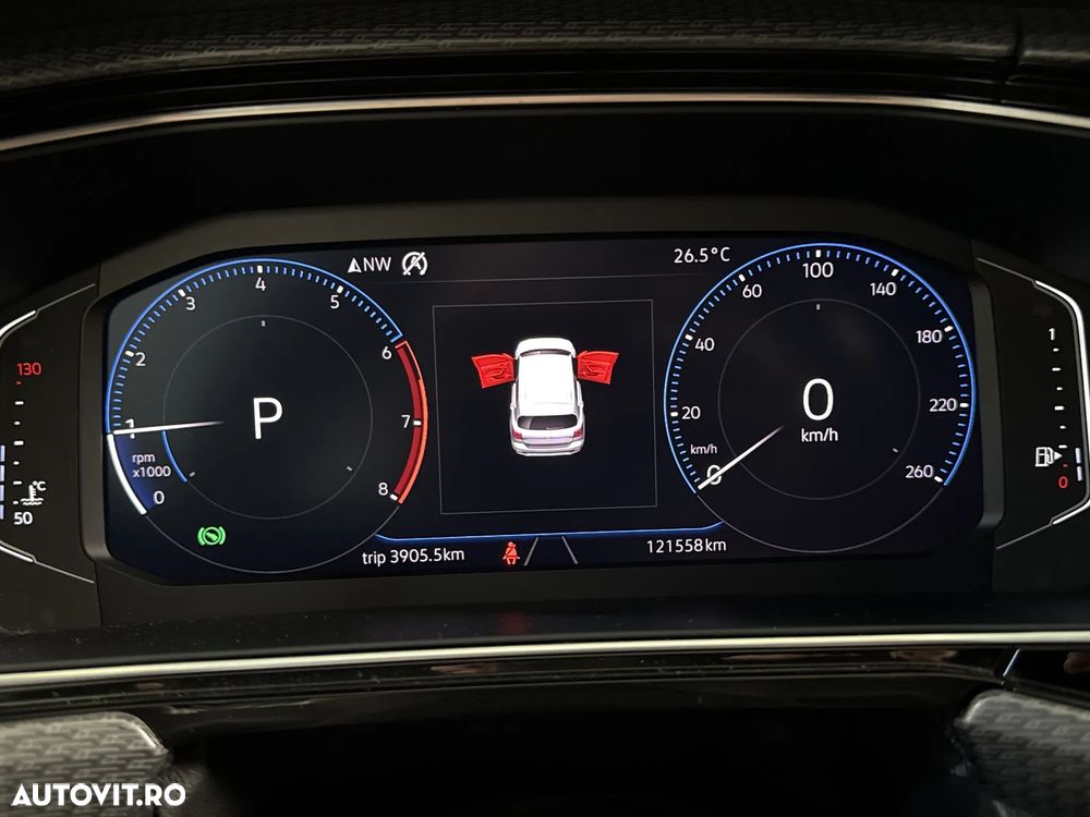 Volkswagen T-Cross - 11