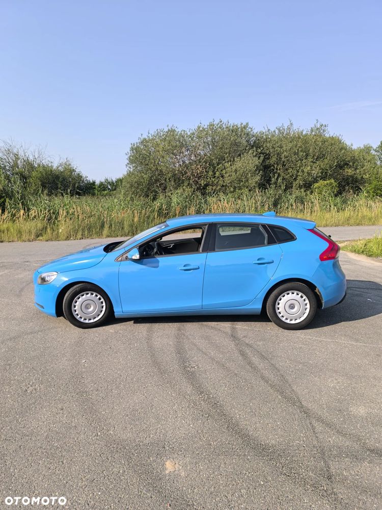 Volvo V40 D2 Kinetic - 3