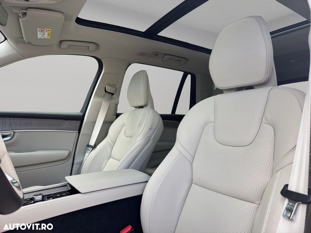 Volvo XC 90 - 21