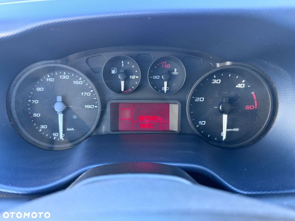 Iveco Daily 35C14 - 11