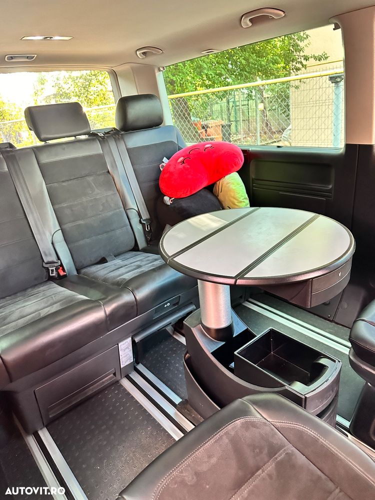 Volkswagen Multivan - 8