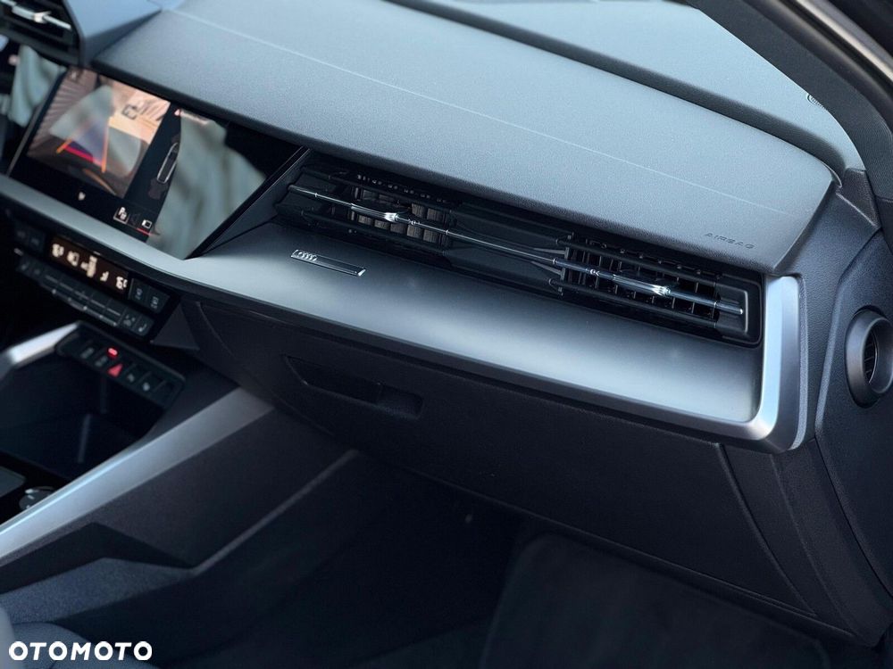 Audi A3 Sportback - 16