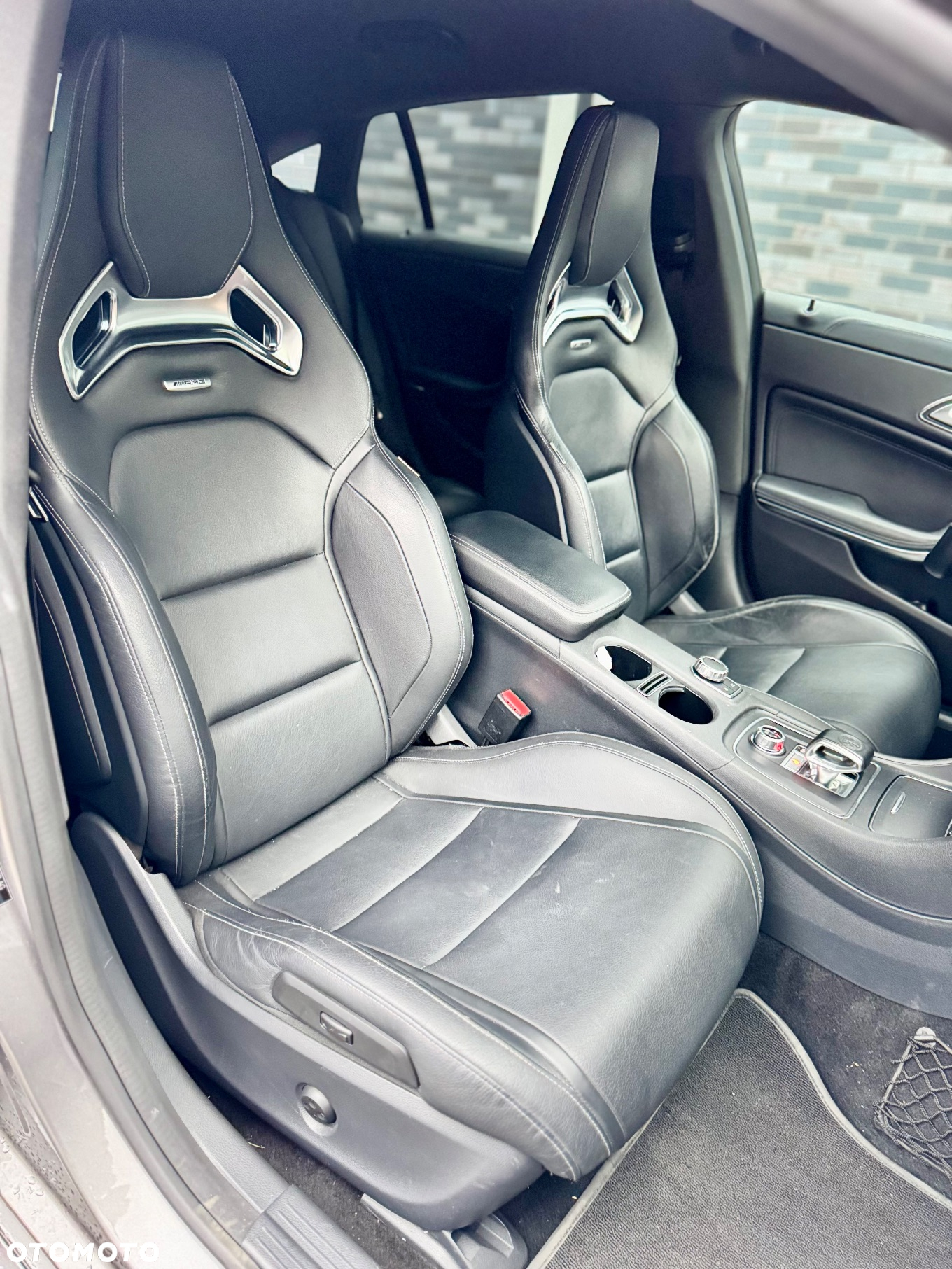 Mercedes-Benz CLA AMG 45 4Matic Shooting Brake 7G-DCT - 18