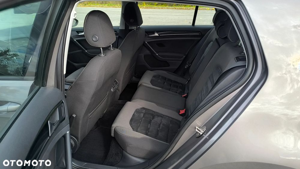 Volkswagen Golf VII 1.4 TSI BMT Highline DSG - 17