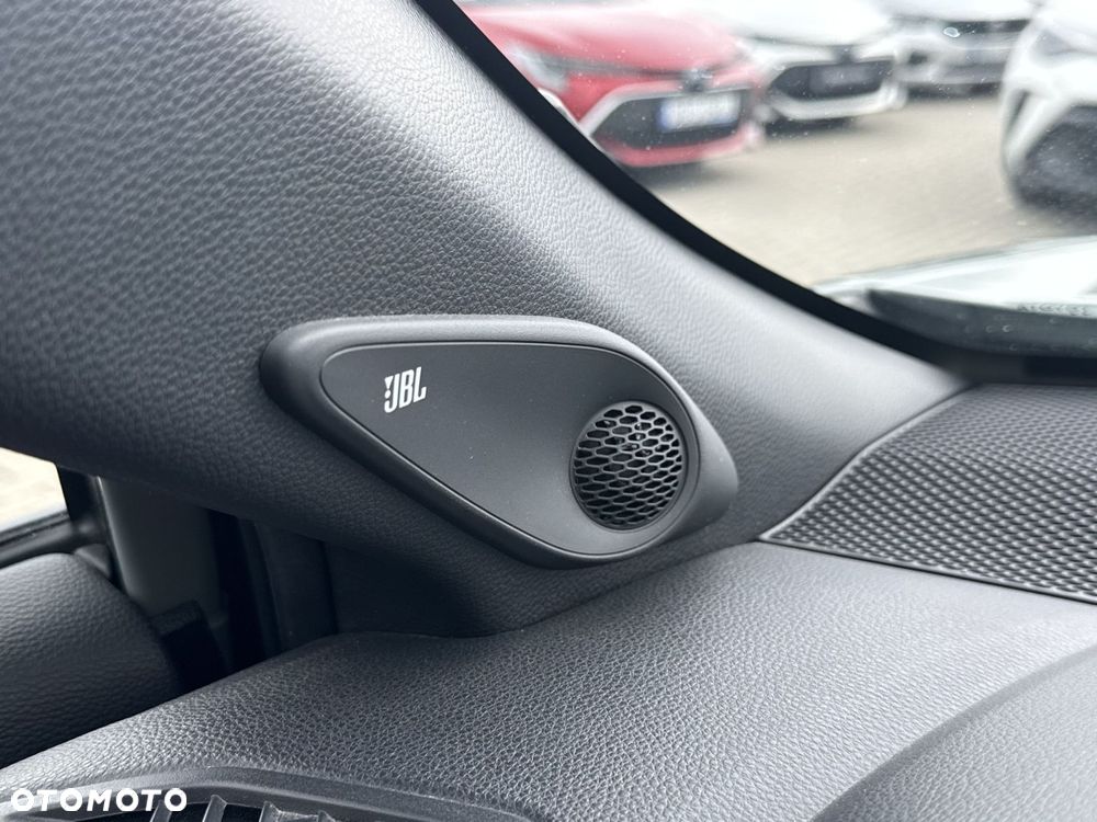 Toyota Corolla Cross 2.0 Hybrid Premiere Edition AWD - 23