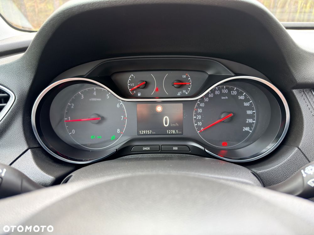 Opel Grandland X 1.2 Start/Stop Business INNOVATION - 37