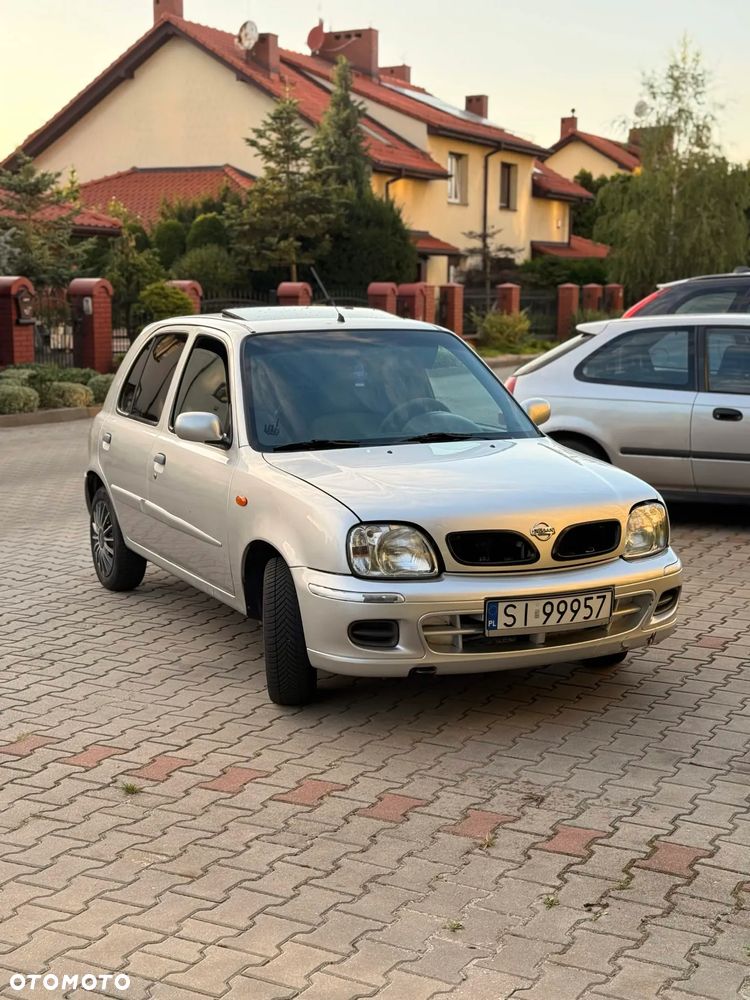 Nissan Micra 1.0 Comfort Plus - 1