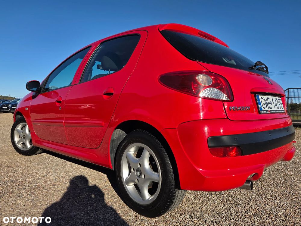 Peugeot 206 plus 75 Street Racing - 2