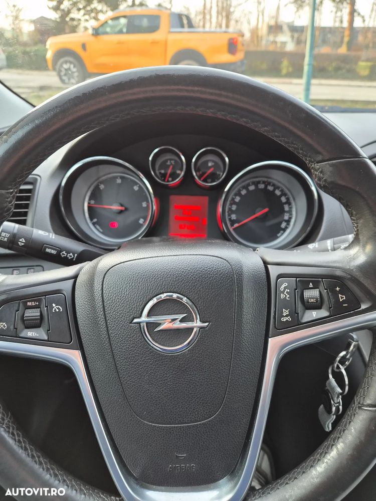 Opel Insignia 2.0 CDTI 4x4 Design Edition - 23