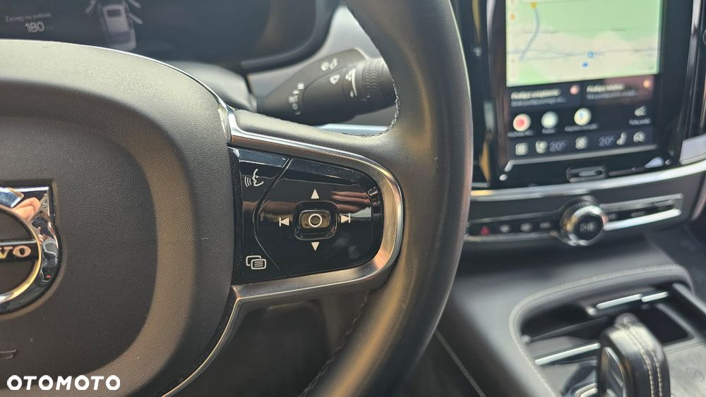 Volvo S90 B5 D AWD R-Design - 17