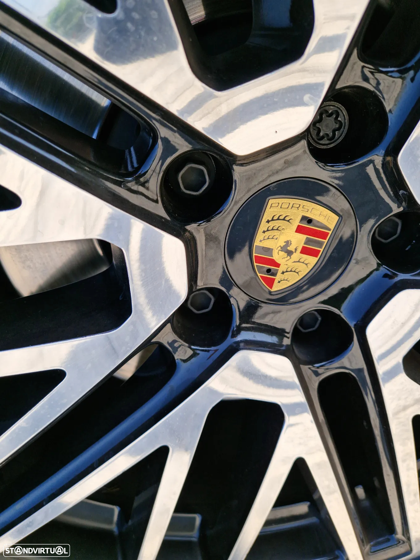 Porsche Cayenne Coupé E-Hybrid - 13