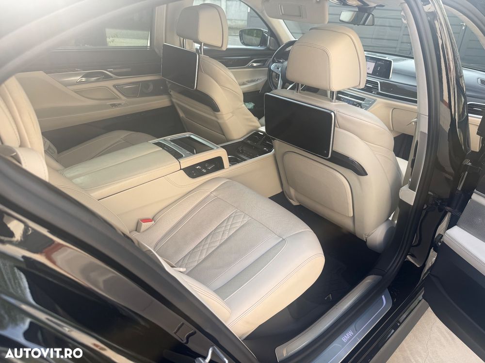 BMW Seria 7 - 8