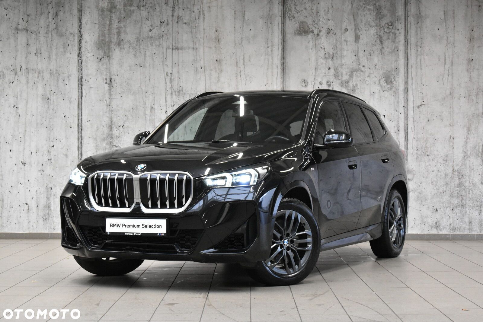 BMW X1 - 1