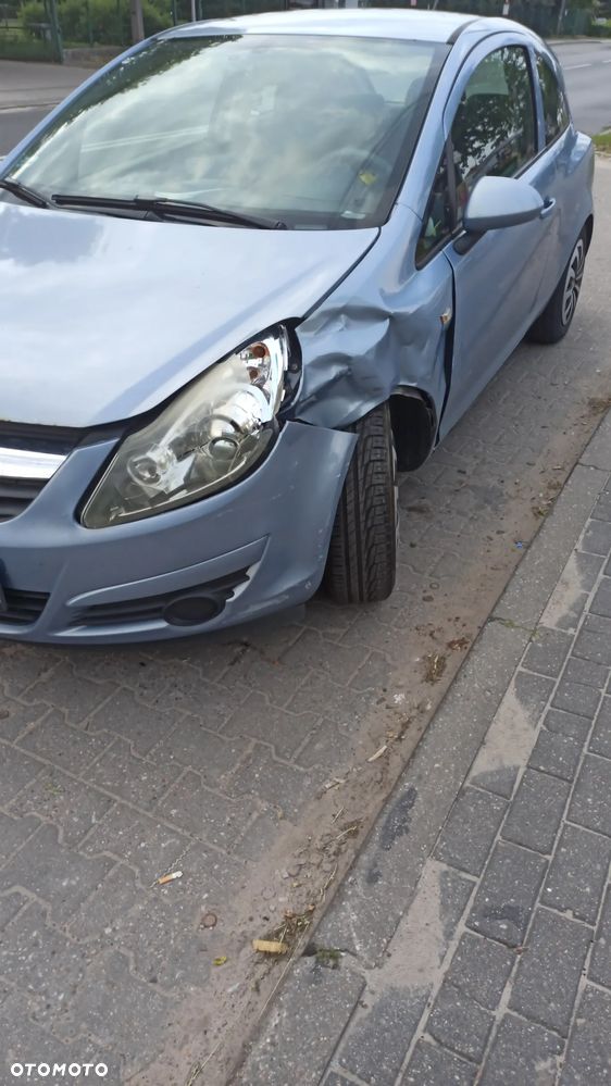 Opel Corsa 1.2 16V - 18