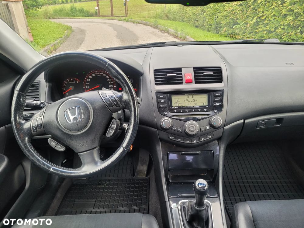 Honda Accord 2.4 TypeS - 12
