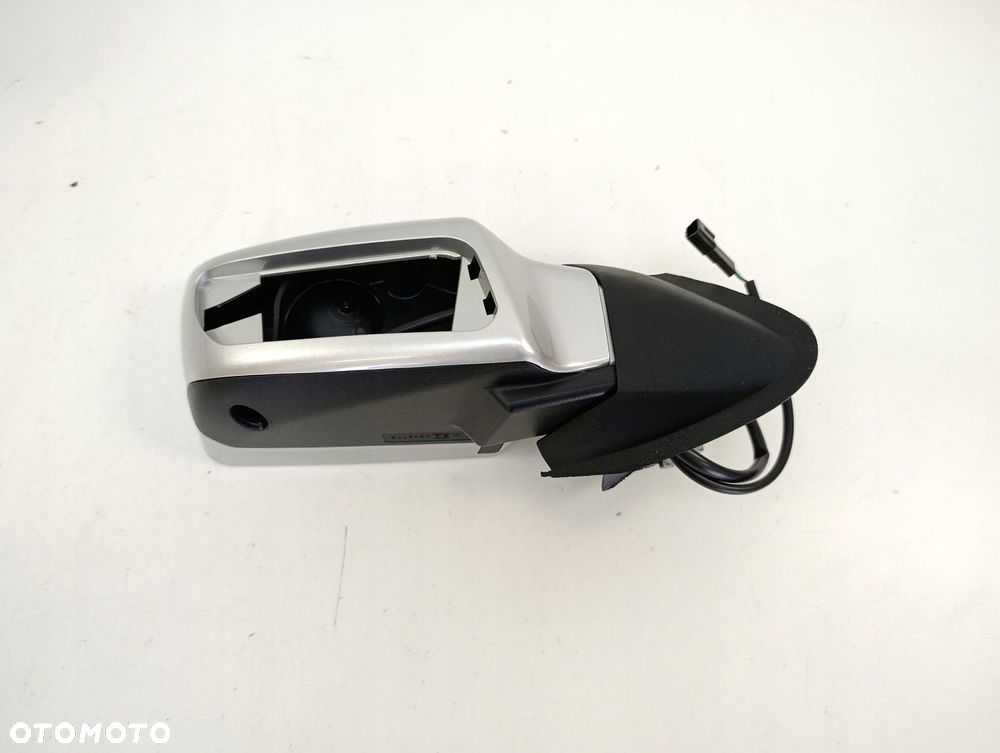 SUZUKI BURGMAN 650 LUSTERKO PRAWE - 1