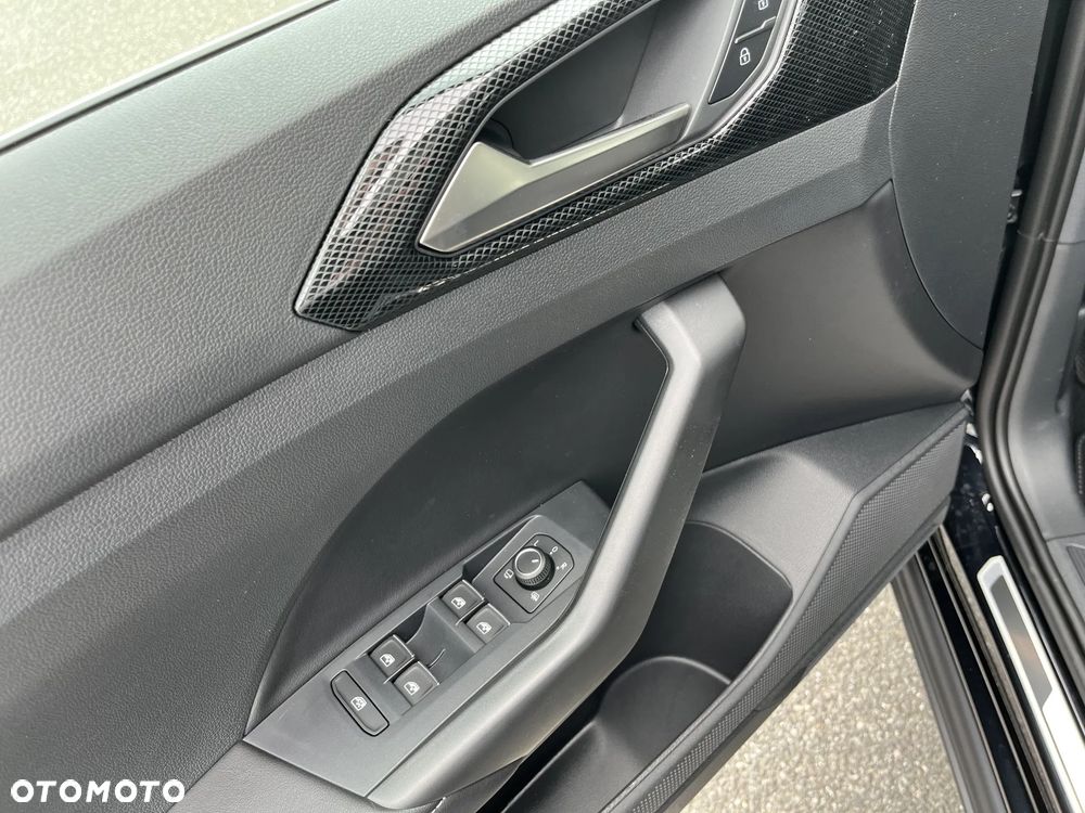 Volkswagen T-Cross 1.0 TSI R-Line Plus DSG - 27