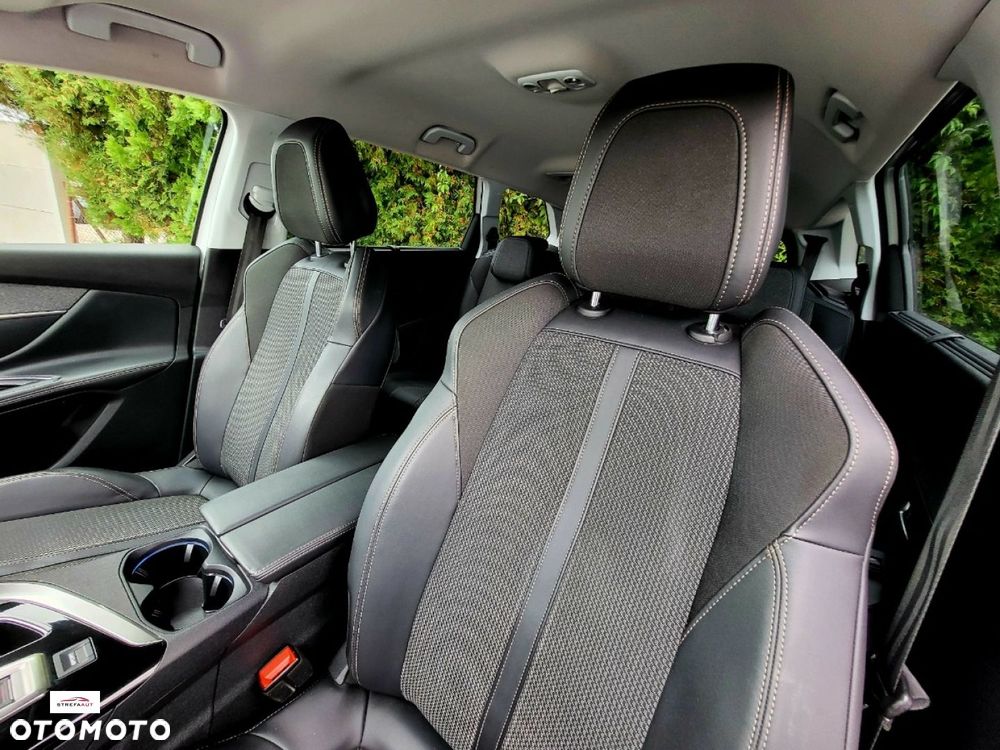 Peugeot 5008 - 11