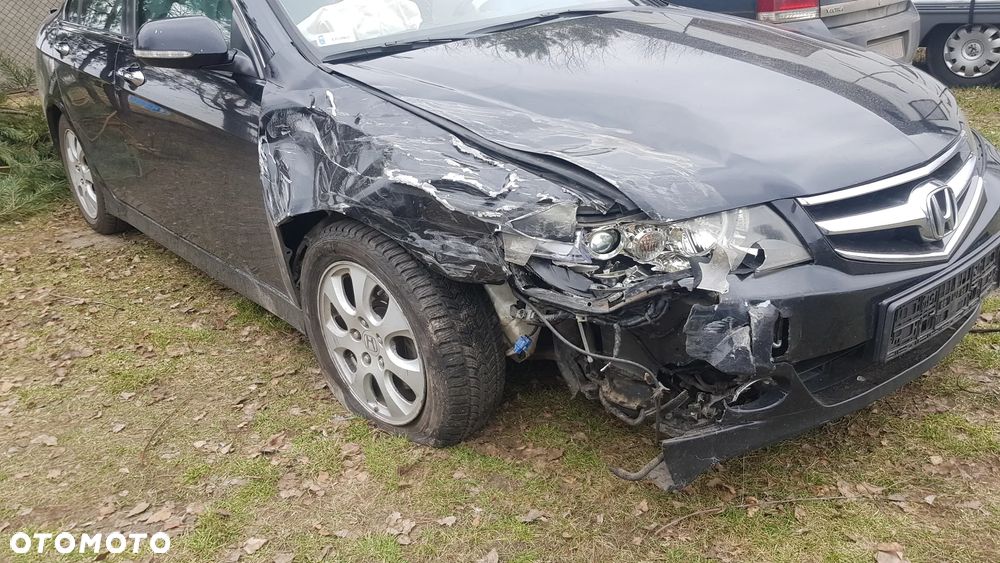 Honda Accord 2.2i-CTDi Executive - 1