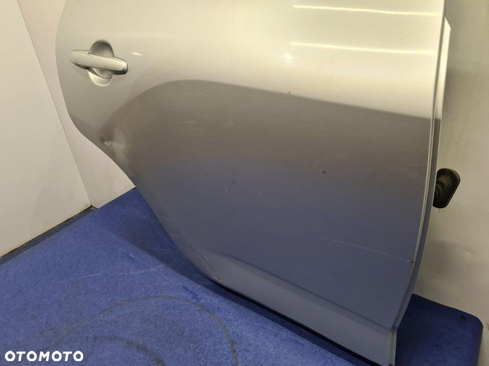 TOYOTA RAV4 III DRZWI TYŁ PRAWE 1F7 - 8