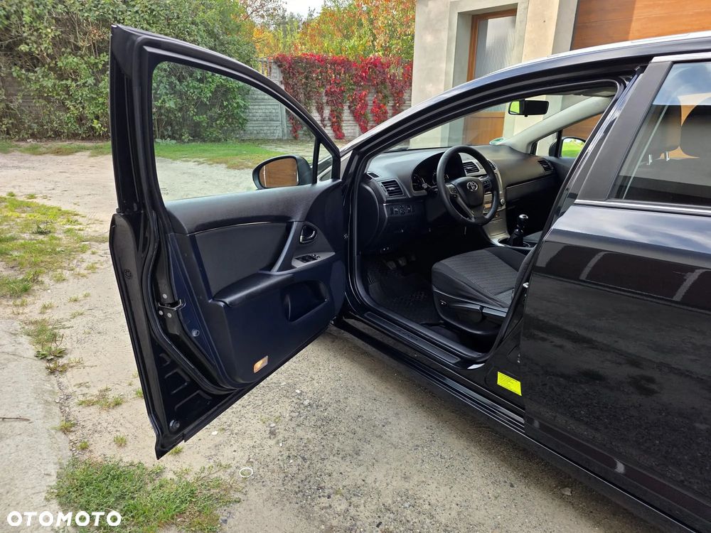 Toyota Avensis 2.0 D-4D Sol Premium - 7