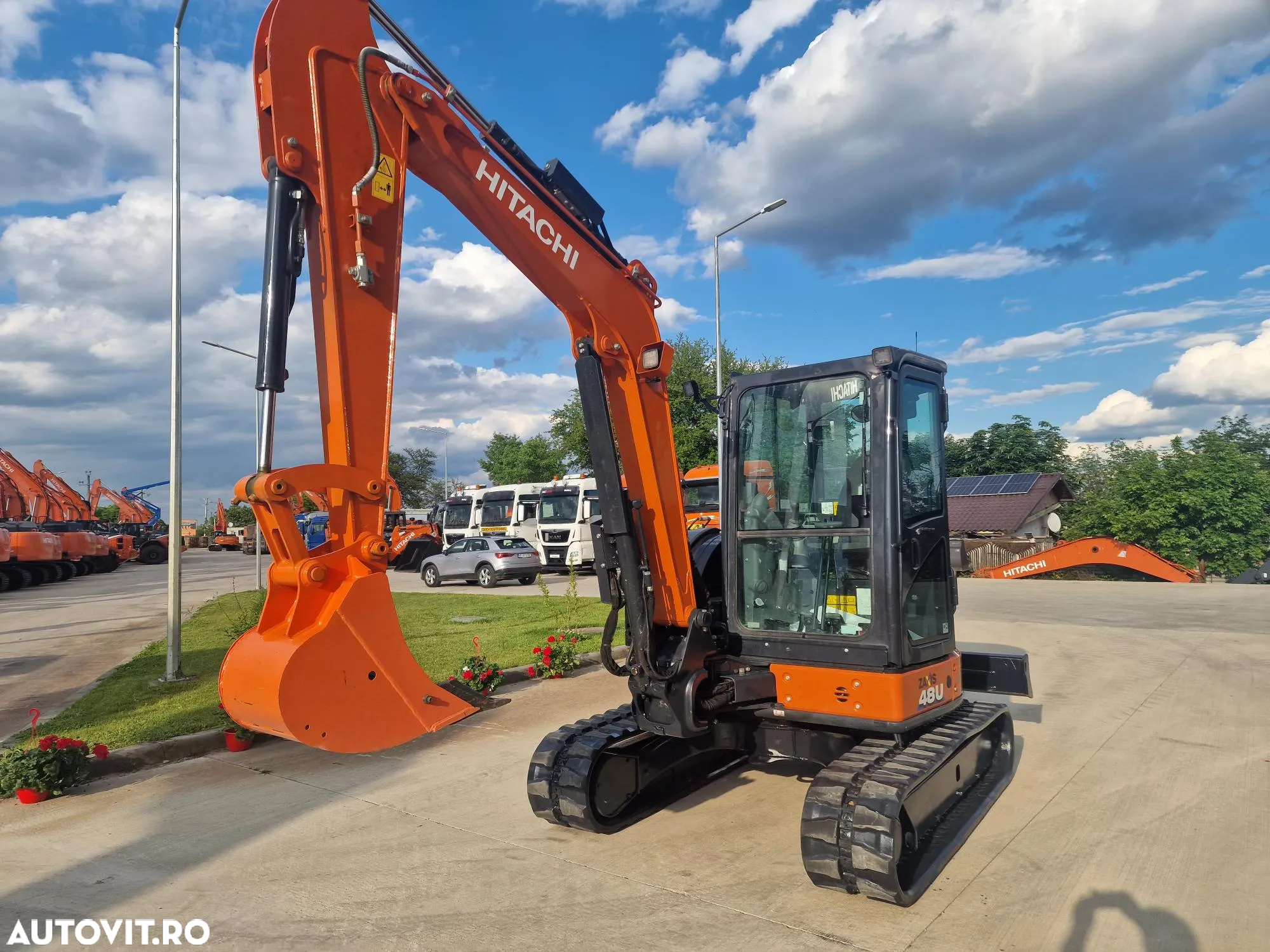 Hitachi ZX48, 5 TONE, 2023, 826h, CUPA NOUA,  44900 EUR+Tva, inst picon, senile 90% ok, computer de bord, produs in JAPONIA, CA SI NOU, posibilitate lkeasing 4 ani-PROMOTIE 44900 EUR+Tva - 2
