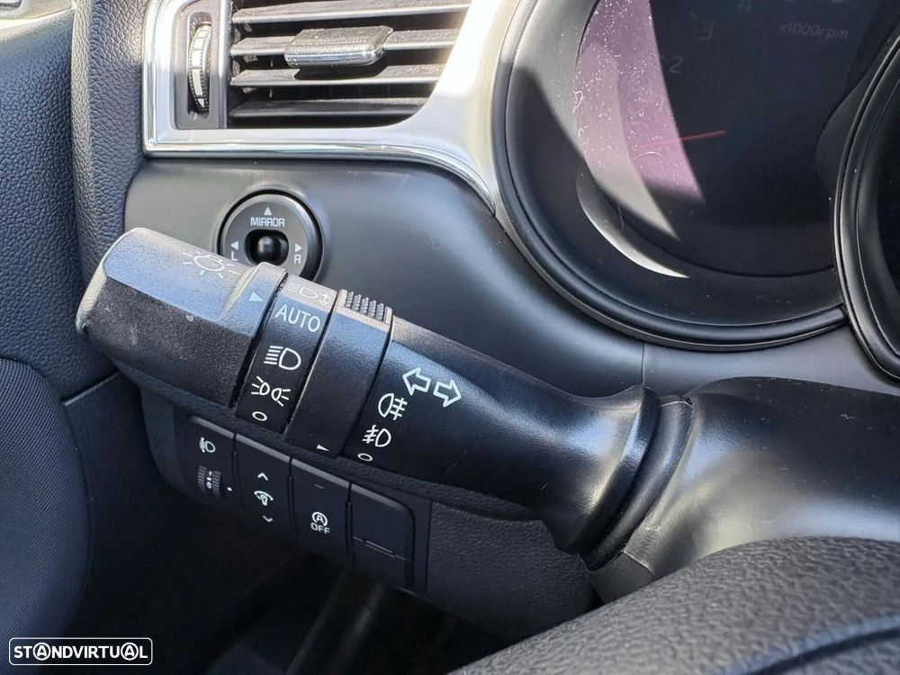 Kia Ceed SW 1.6 CRDi Nav Line - 41