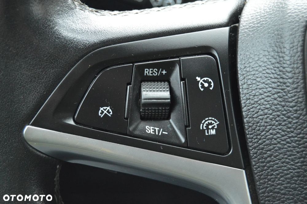 Opel Mokka 1.4 T Cosmo S&S - 23