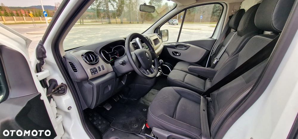 Renault Trafic - 14