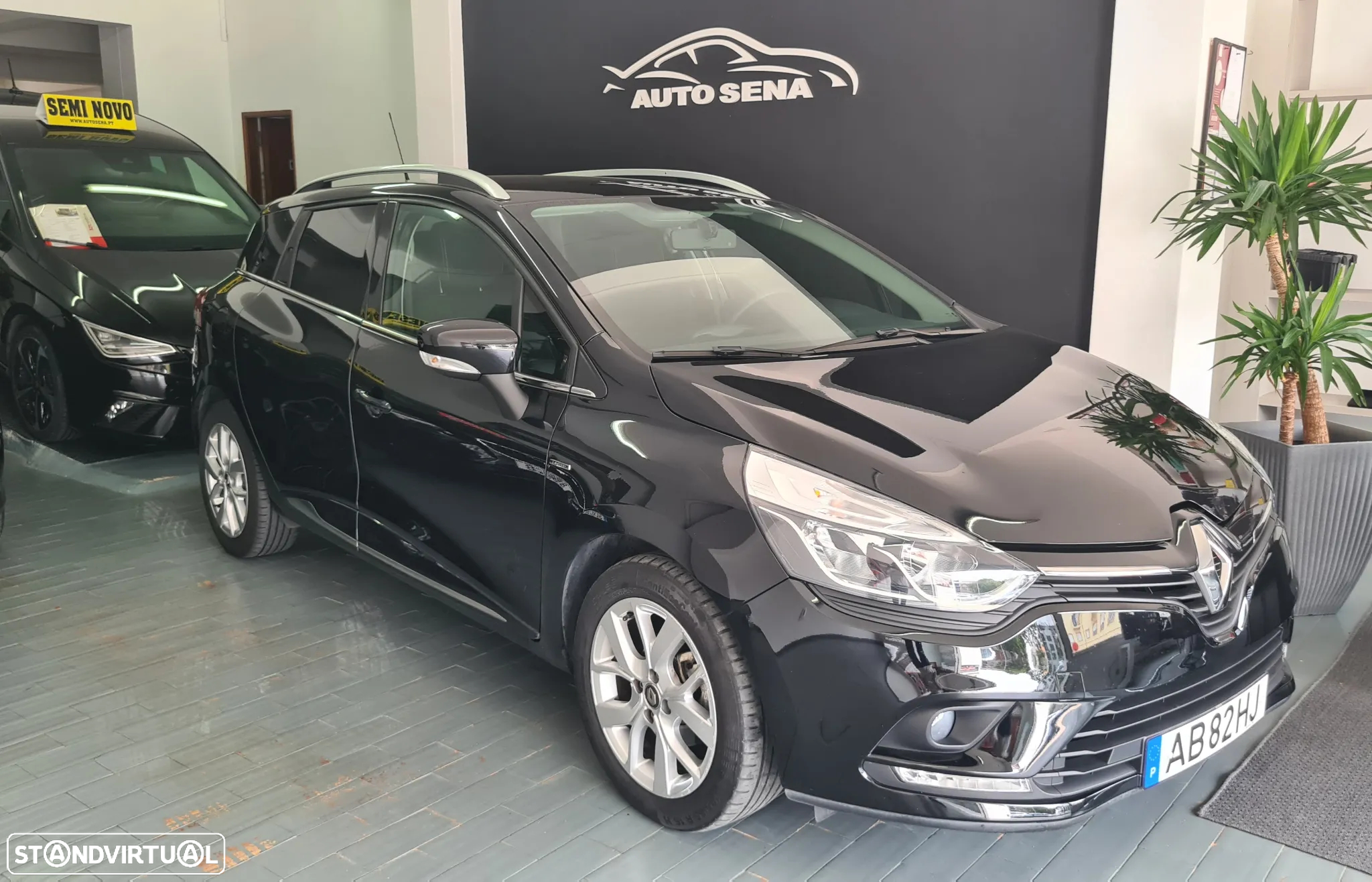Renault Clio Sport Tourer 0.9 TCe Limited - 10