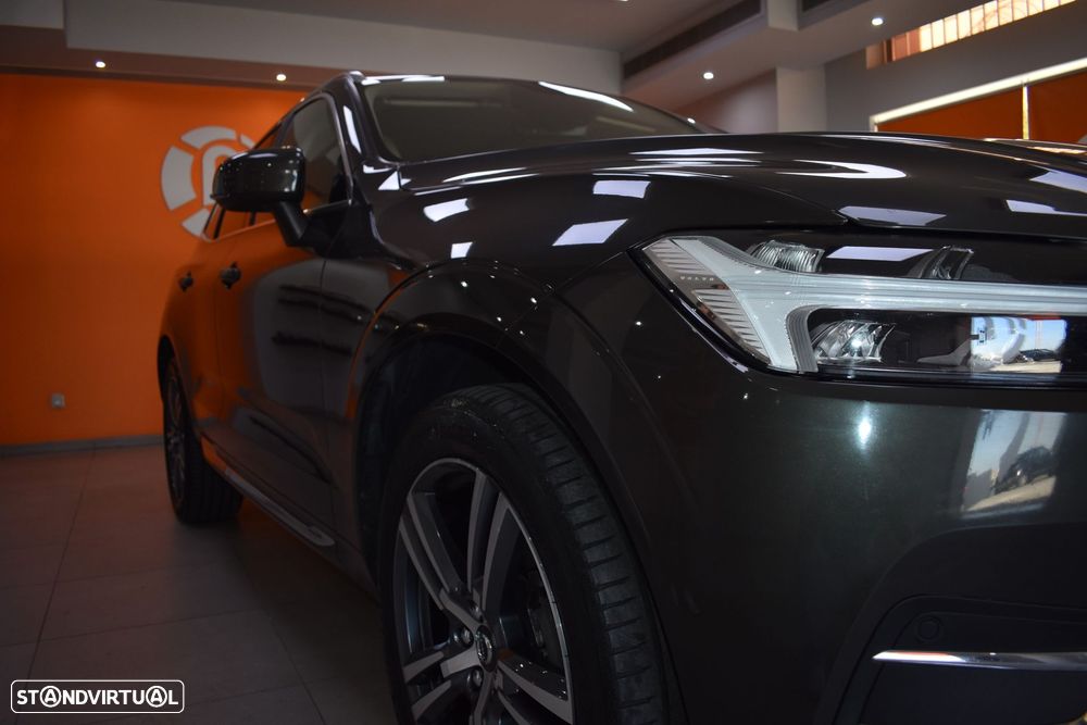 Volvo XC 60 2.0 D4 Inscription AWD Geartronic - 16