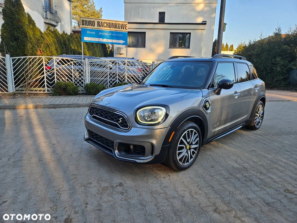 MINI Countryman Cooper SE ALL4 John Cooper Works Trim - 14